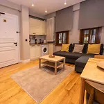 Lägenhetshotell Bguest Pera 4*