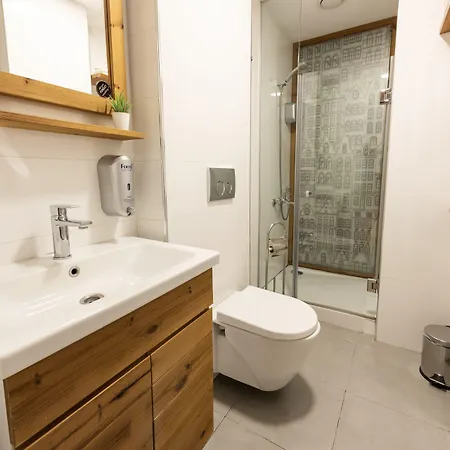 Bguest Pera Aparthotel