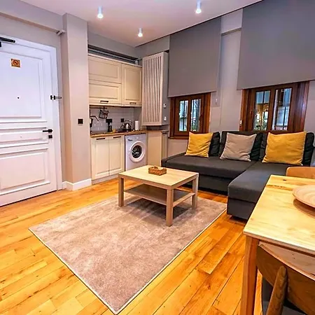 Bguest Pera Aparthotel 4*