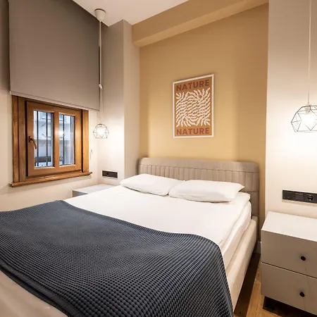 Bguest Pera 4*